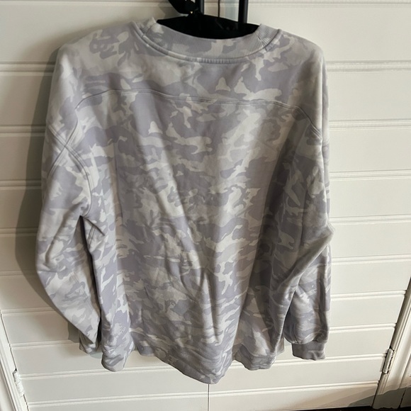 Lululemon Perfectly Ovrsized Crew Sweatshirt Heritage 365 Camo Grey/White Size 8 - Picture 6 of 7